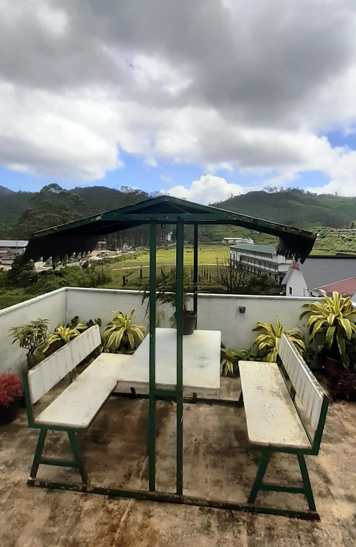Greenview Holiday Inn Munnar Exteriör bild
